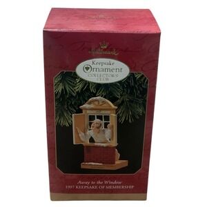 Hallmark Keepsake Ornament 1997 Away to the Window Collector's Club  Exclusive